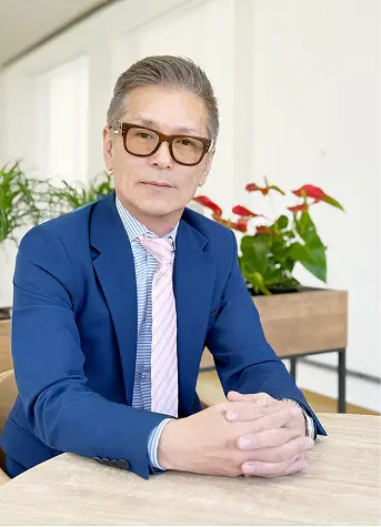 池田栄